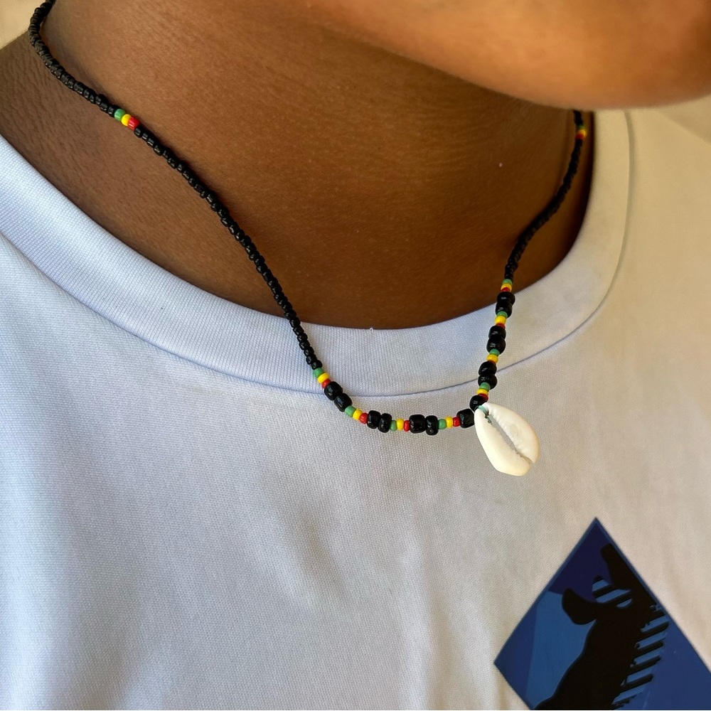 💯 Authentic West African Cowrie Shell necklace, Benin 🇧🇯